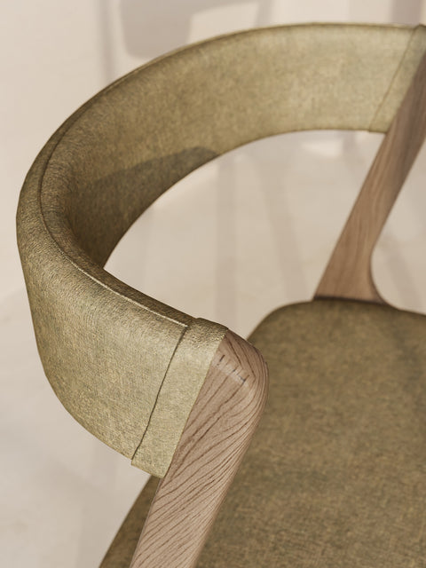 Sedia in rovere massello 76 cm fumè moderna morbida Atrani