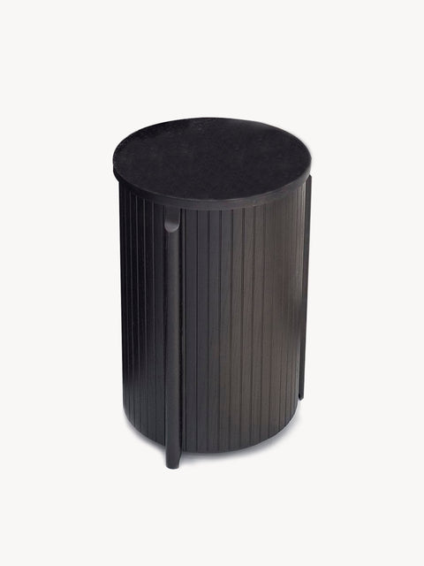 Comodino in rovere massello europeo colore nero 36x52 cm California
