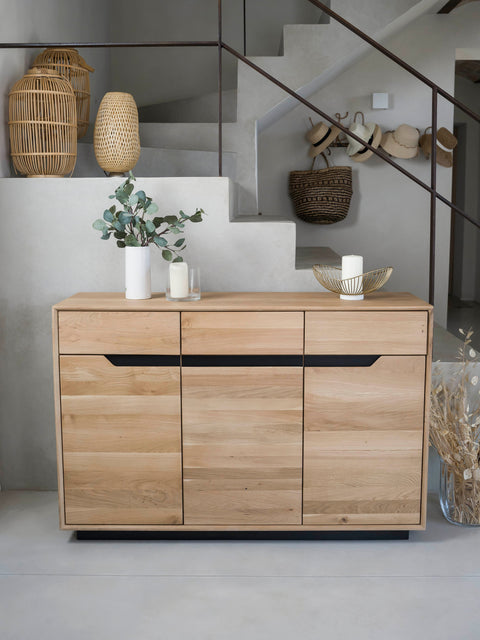 Sideboard of whitewashed solid oak 3 doors 135x42x90 cm modern Adena