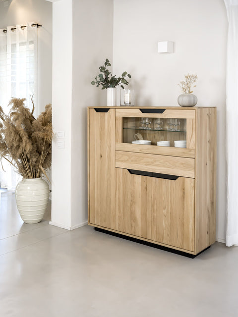 Credenza alta in rovere massello sbiancato 124x38x134 cm Adena