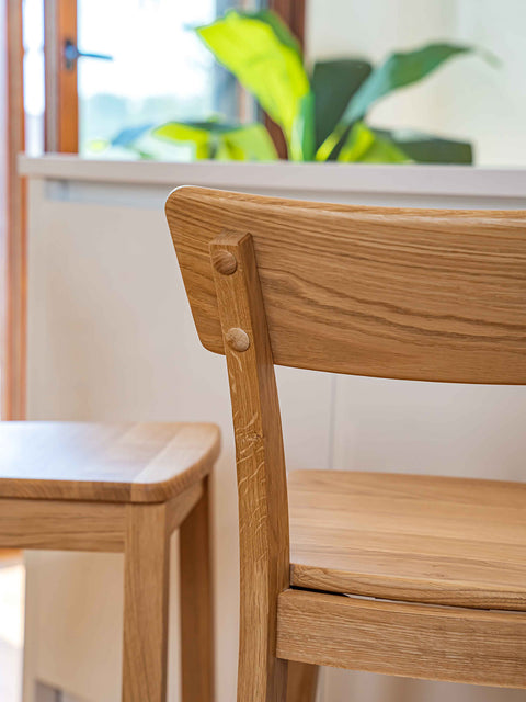 Bar chair of solid oak modern nordic natural 36x37x93 cm Tense