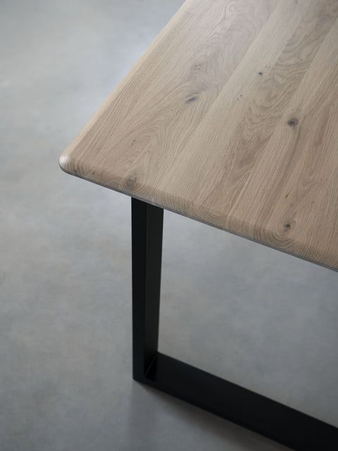 Dining Table of solid oak nordic loft white Ronelle