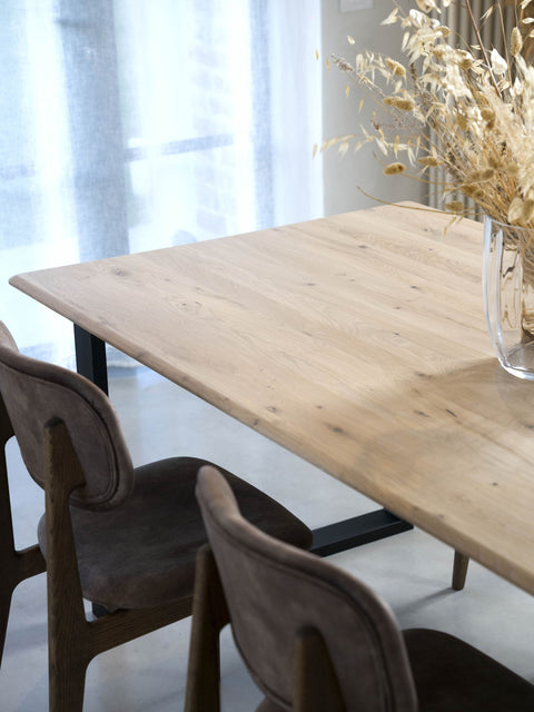 Dining Table of solid oak nordic loft white Ronelle
