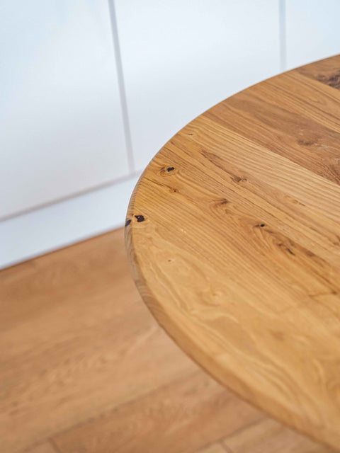 Dining table round of solid oak modern natural Echo