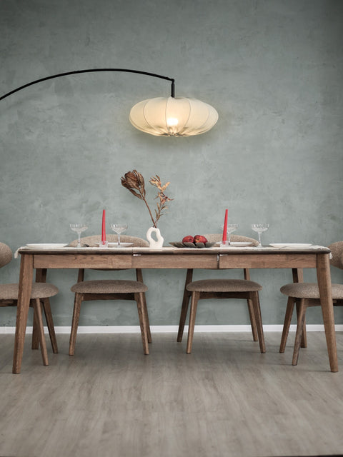 Sedia da pranzo in rovere massello fumé bouclé morbido Luna