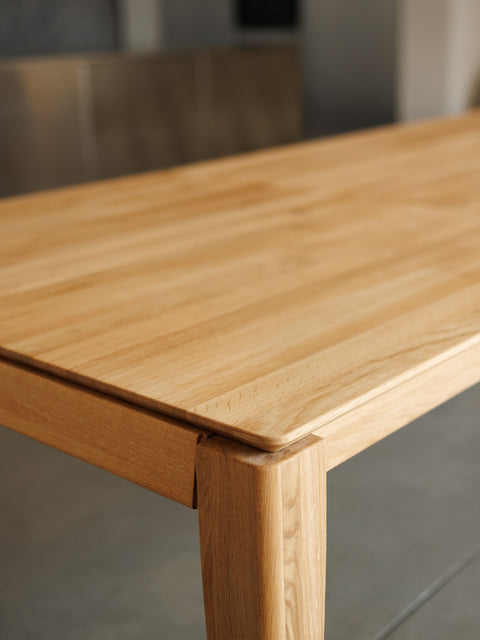 Extendable dining table 200-285x100 cm with leaf in solid oak wood natural Cortona Max