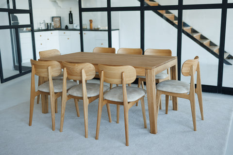 Extendable dining table 160–260 cm with 2 extensions, crafted from solid natural oak Ravello