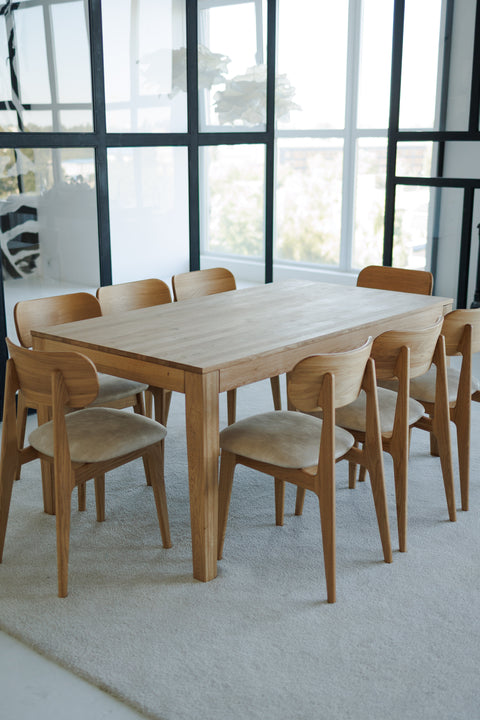 Extendable dining table 160–260 cm with 2 extensions, crafted from solid natural oak Ravello