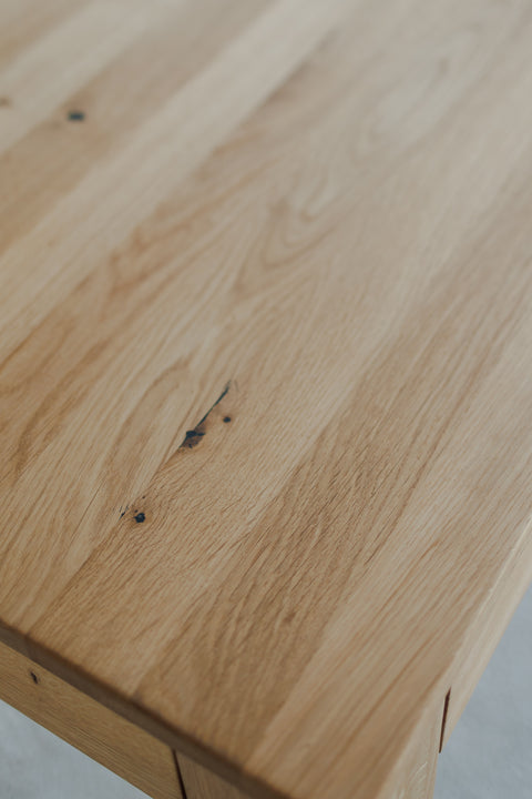 Extendable dining table 160–260 cm with 2 extensions, crafted from solid natural oak Ravello