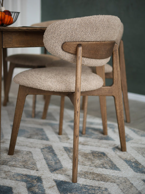 Sedia da pranzo in rovere massello fumé bouclé morbido Luna