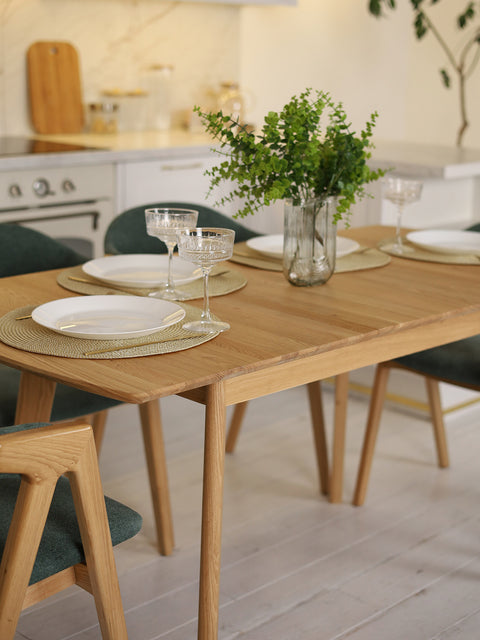 Extendable solid oak wood table natural 4-6 seater Venezia