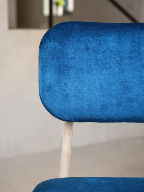 Chair 81 cm of solid oak and fabric modern soft seat nordic Mevis