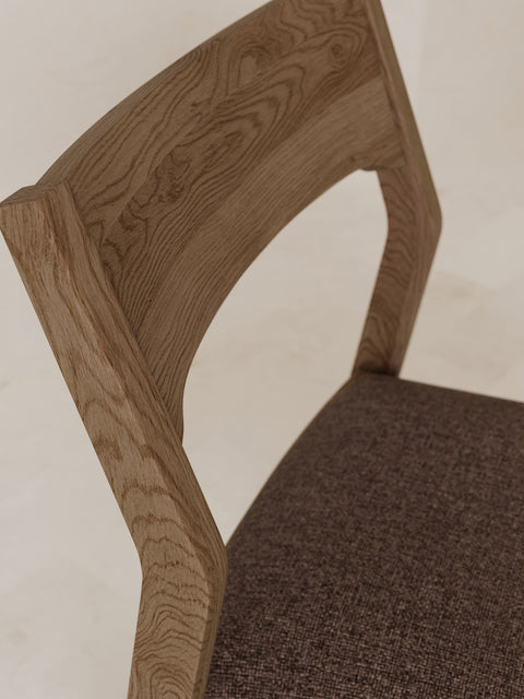 Sedia in legno massello di rovere fumé soft Vinci
